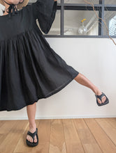 画像をギャラリービューアに読み込む, IPNI thong sandal
